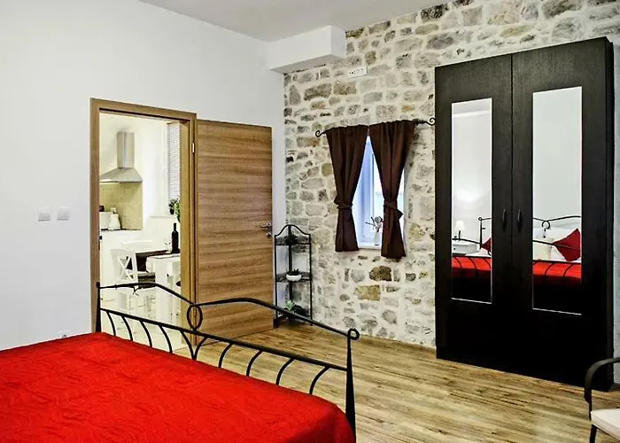 Apartman Grand Bedroom Aptm Palace Location