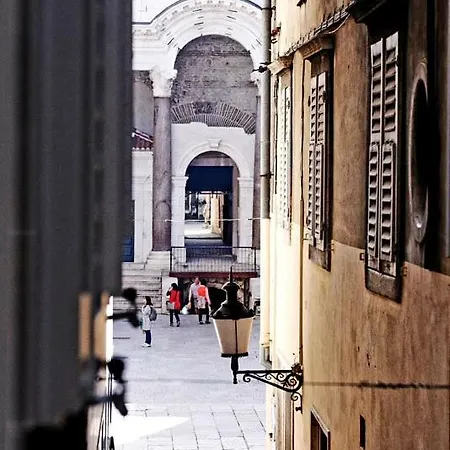 Grand Bedroom Aptm Palace Location Spalato