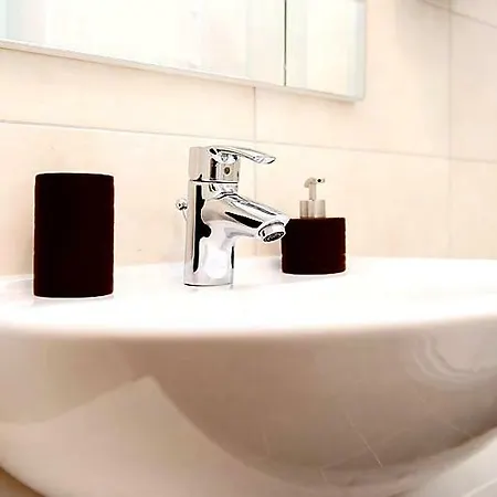 Grand Bedroom Aptm Palace Location Appartamento