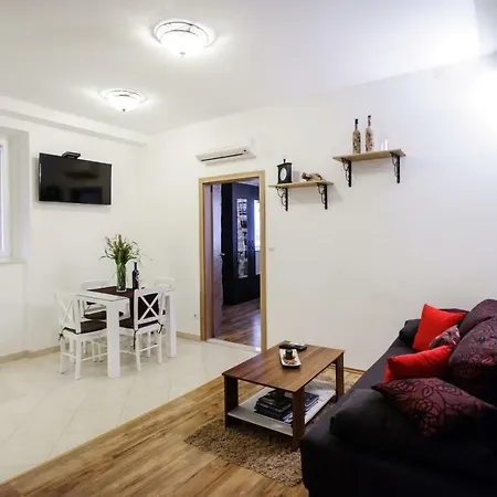 Grand Bedroom Aptm Palace Location Spalato