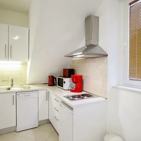 Grand Bedroom Aptm Palace Location * Spalato